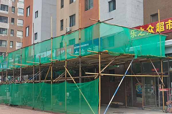 本地现货门式钢管脚手架，沈阳脚手架全城配送，专业团队上门搭建