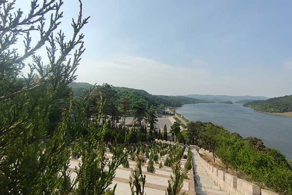 大河贝生态墓园